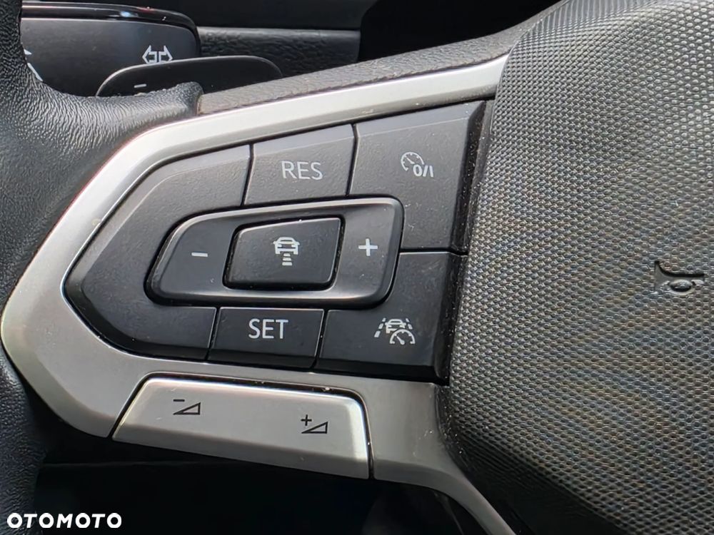 Volkswagen Tiguan 2.0 TDI SCR DSG ACTIVE - 17