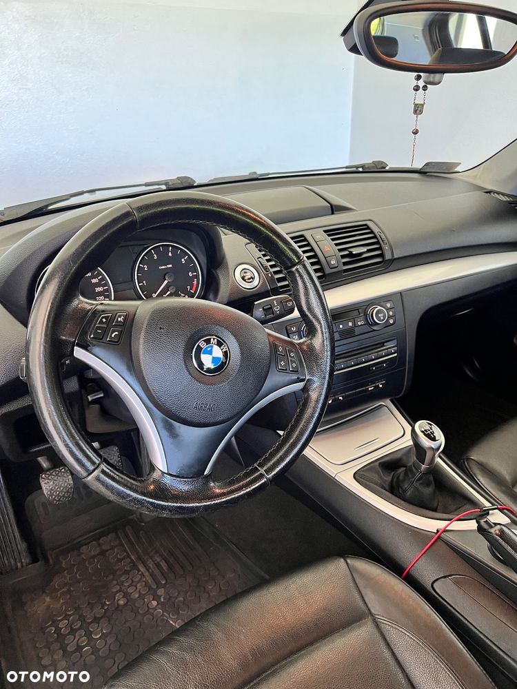 BMW Seria 1 - 11