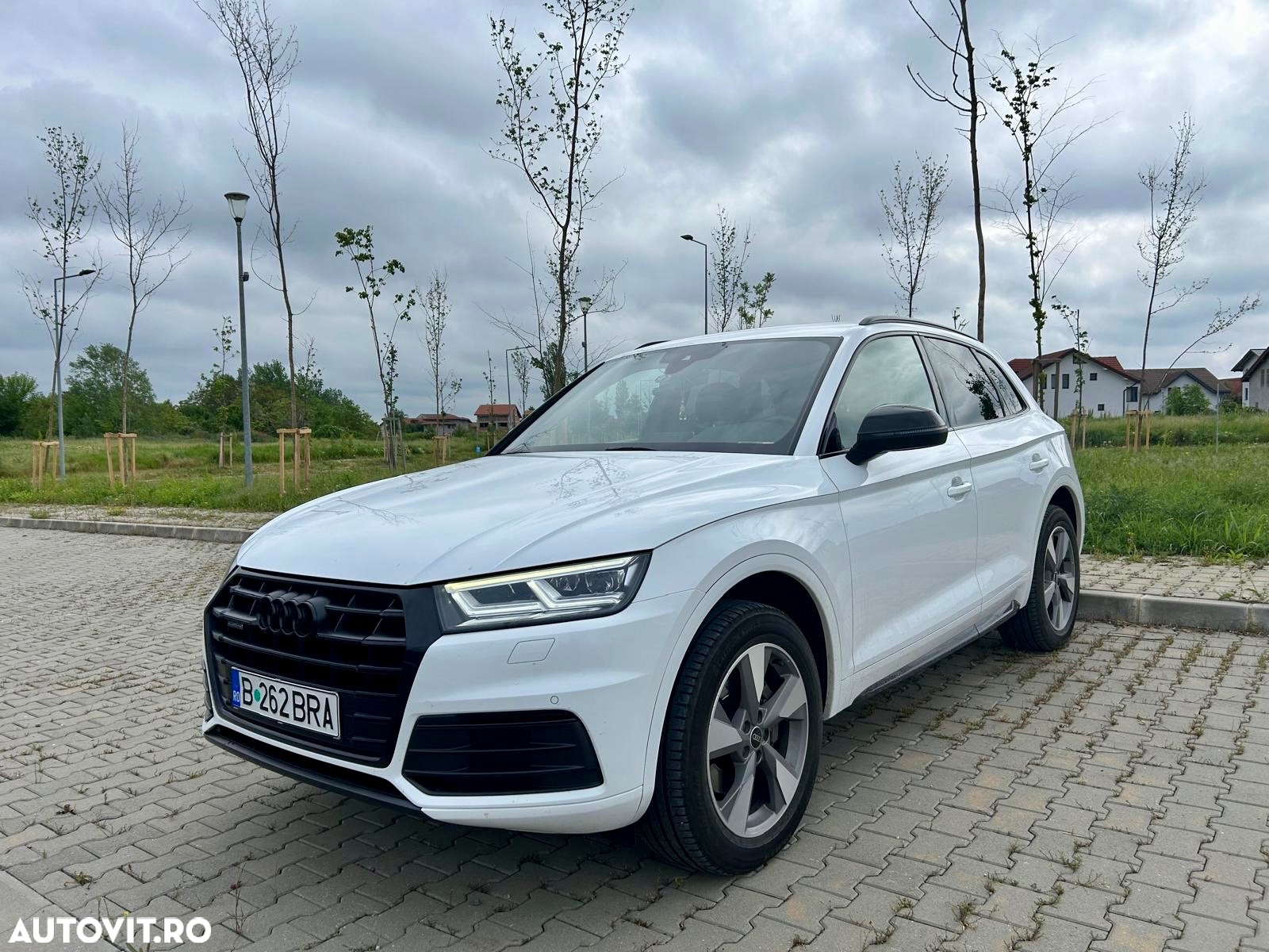 Audi Q5 2.0 40 TDI quattro S tronic Design - 2