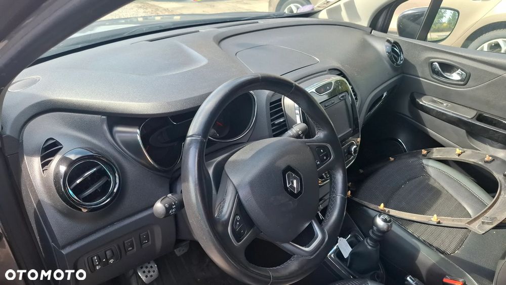 Renault Captur - 12