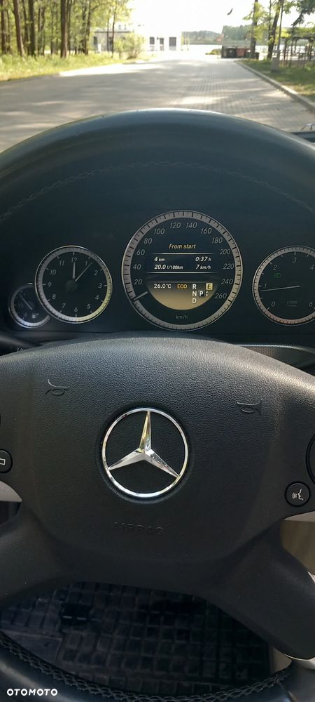 Mercedes-Benz Klasa E 220 CDI 7G-TRONIC Elegance - 8