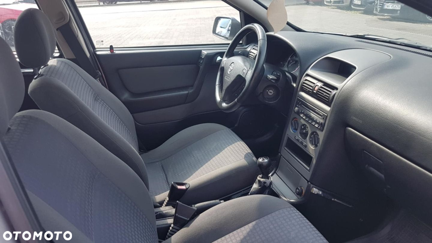 Opel Astra - 8
