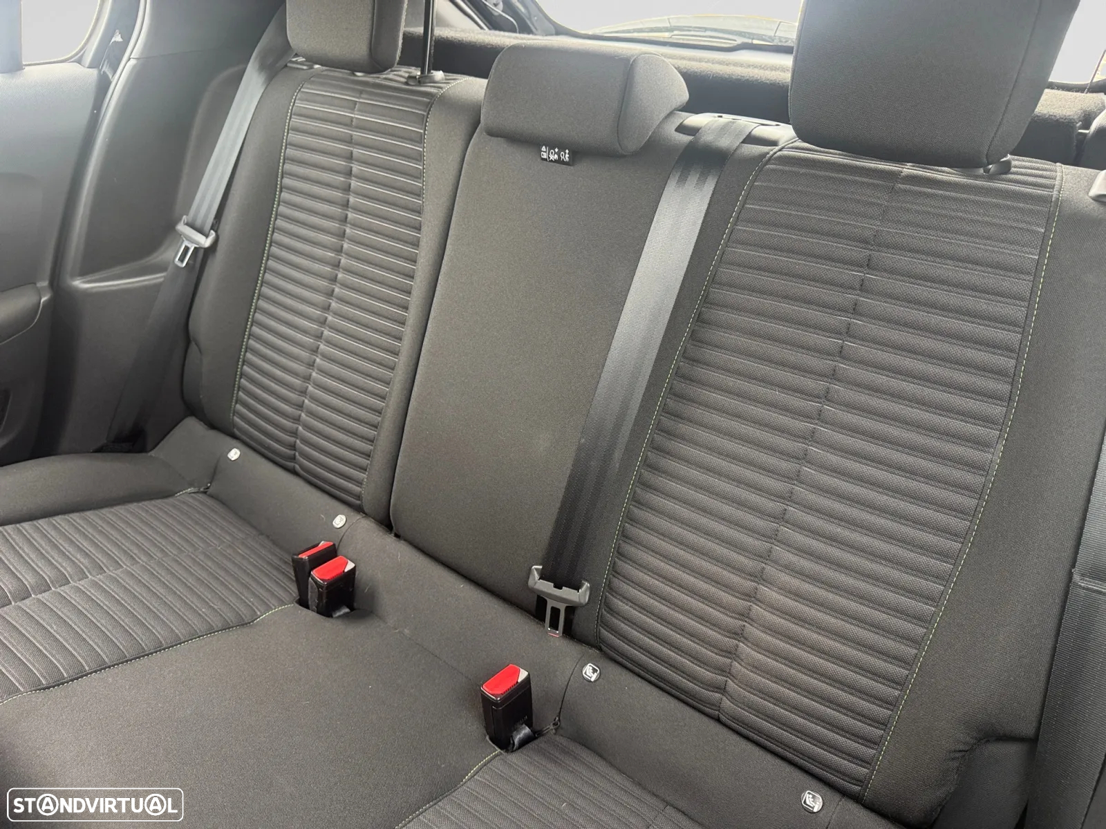 Peugeot 208 1.2 PureTech Active - 31