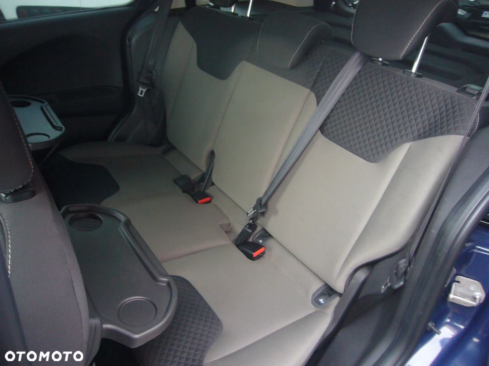 Ford Tourneo Courier 1.5 TDCi Titanium - 14