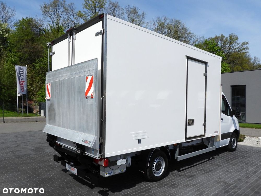 Mercedes-Benz SPRINTER 316 CHŁODNIA KONTENER 0*C WINDA 8 PALET TEMPOMAT PNEUMATYKA KLIMATYZACJA  160KM - 15
