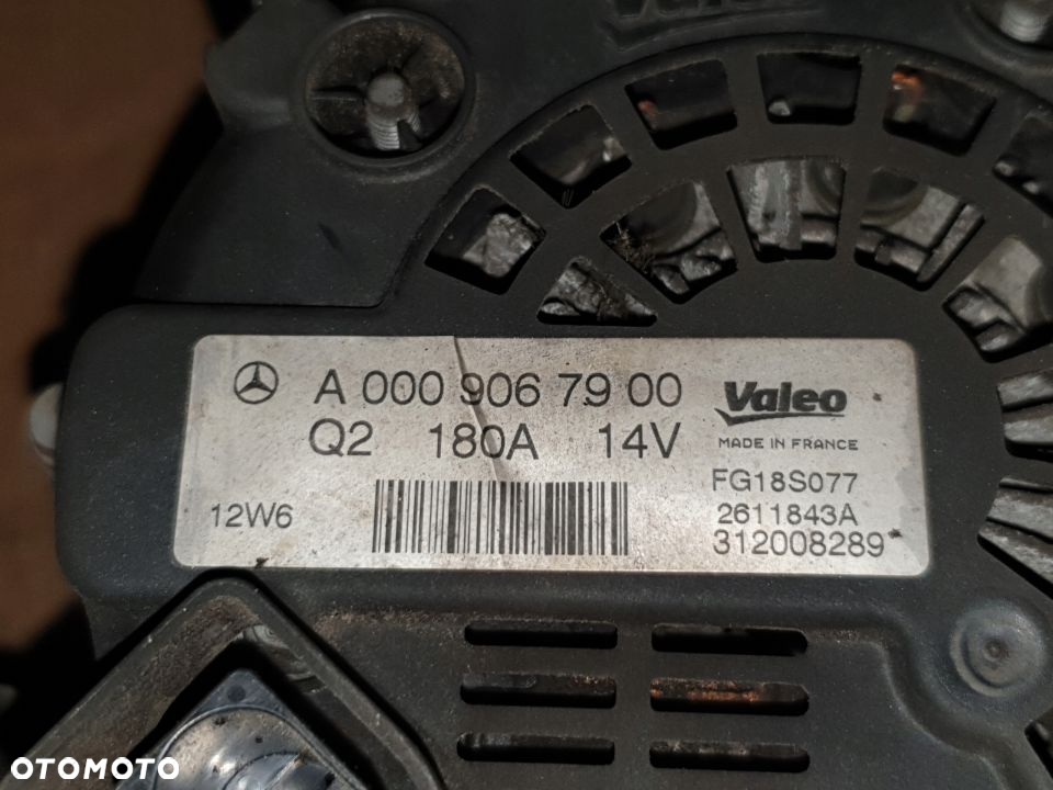 MERCEDES W207 W212 2.2CDI ALTERNATOR 0009067900 - 4
