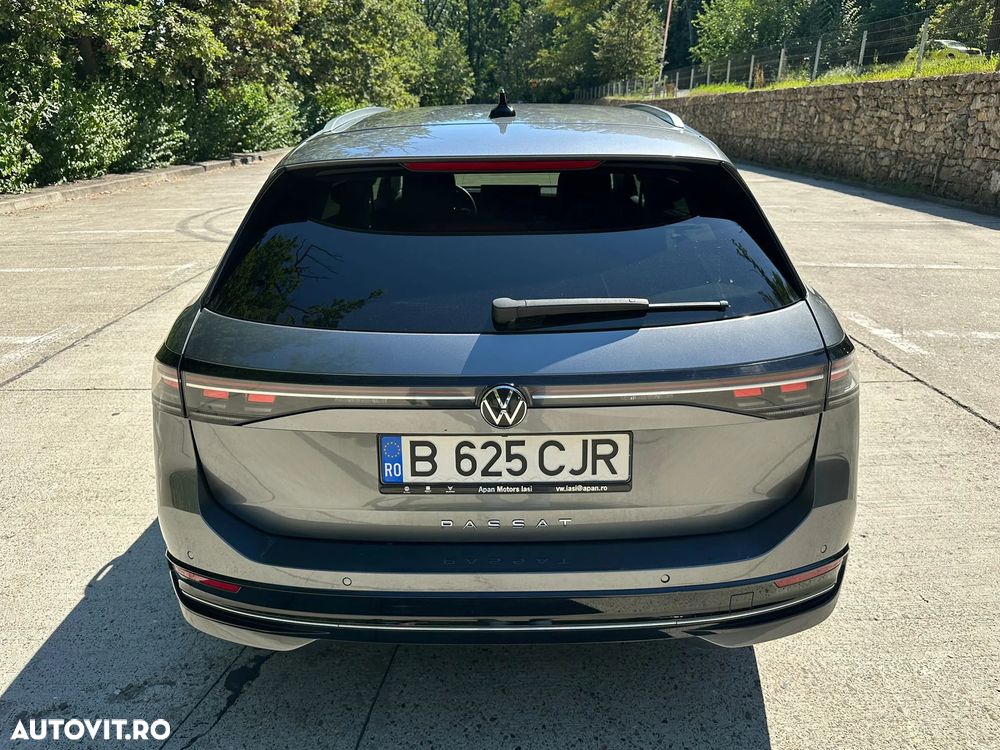 Volkswagen Passat 2.0 TDI DSG Elegance - 3