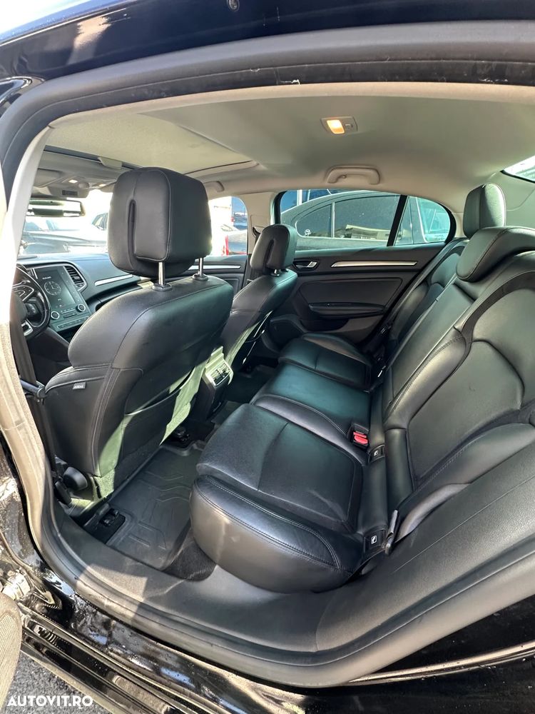 Renault Megane TCe 140 EDC GPF Techno - 13