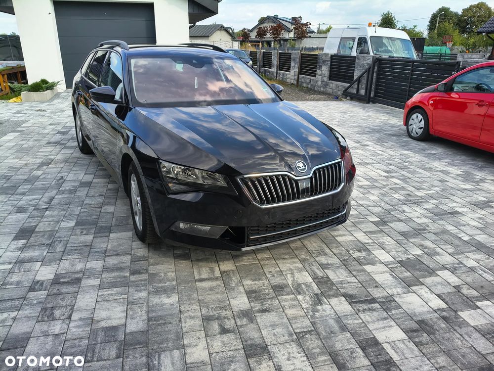 Skoda Superb 1.6 TDI Ambition - 12