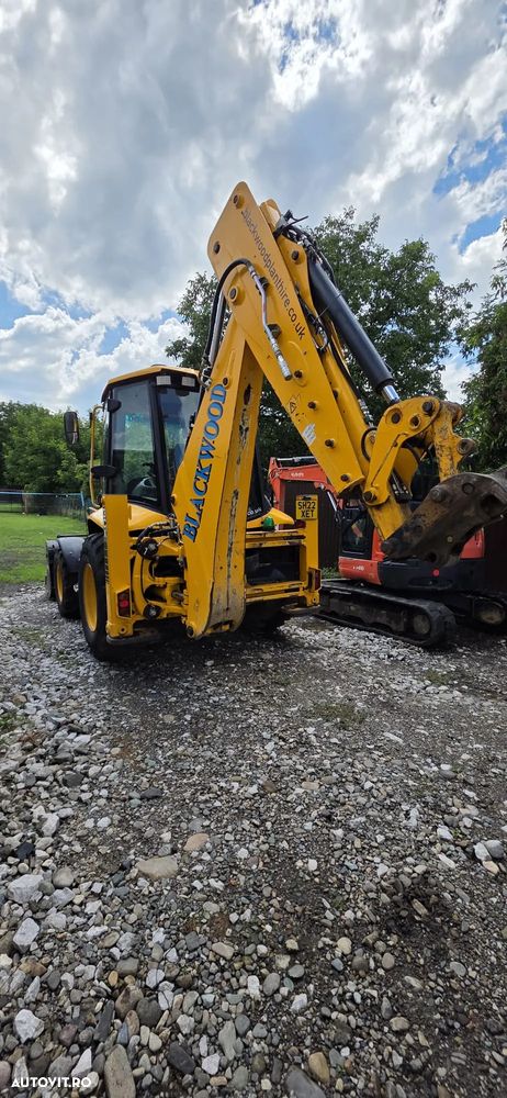 JCB 3CX - 8