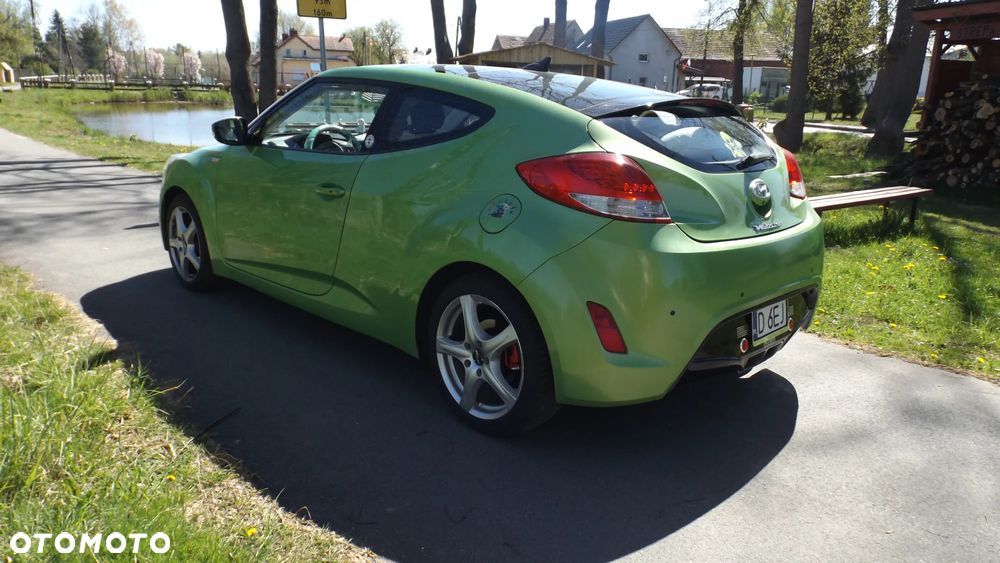 Hyundai Veloster 1.6 DCT Premium - 6