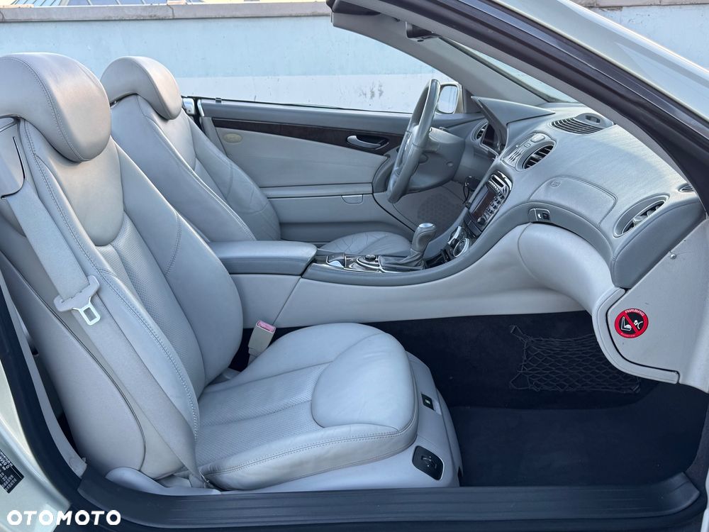 Mercedes-Benz SL 500 - 12
