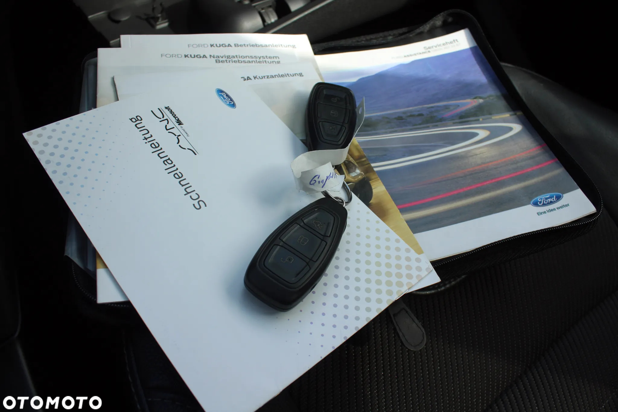 Ford Kuga 1.6 EcoBoost 2x4 Titanium - 12