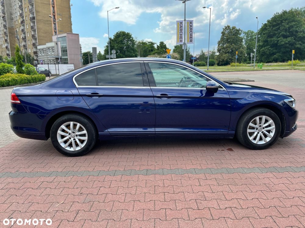 Volkswagen Passat 2.0 TDI SCR Comfortline DSG - 9