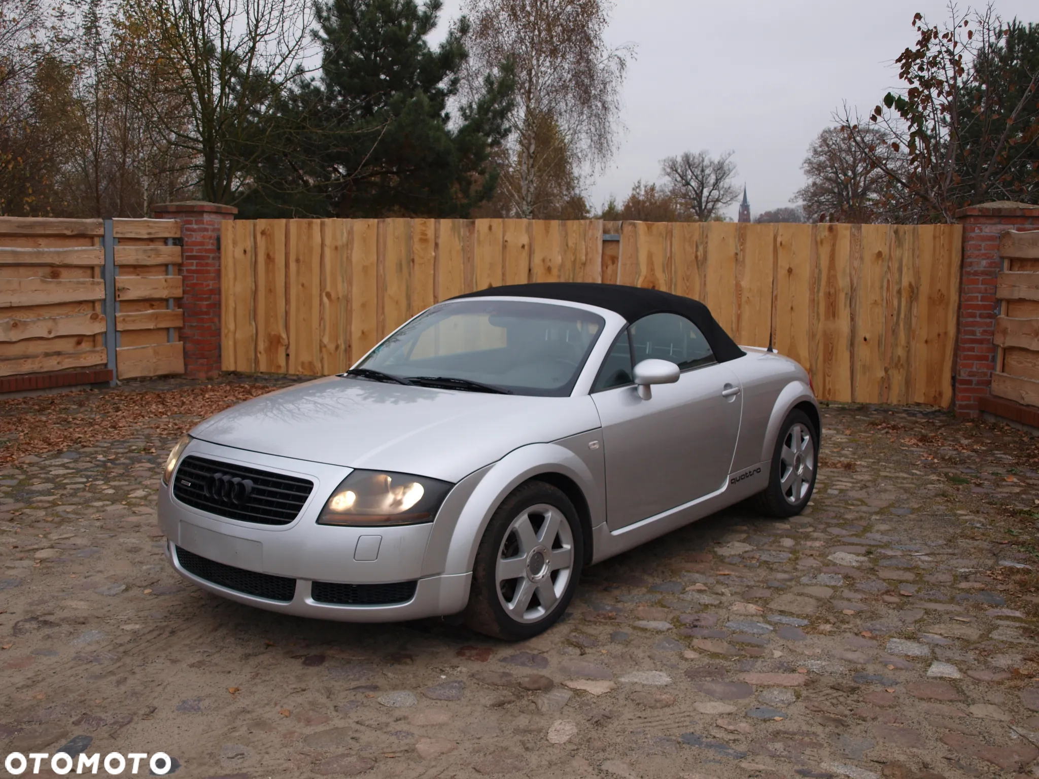 Audi TT Roadster 1.8 T quattro - 2