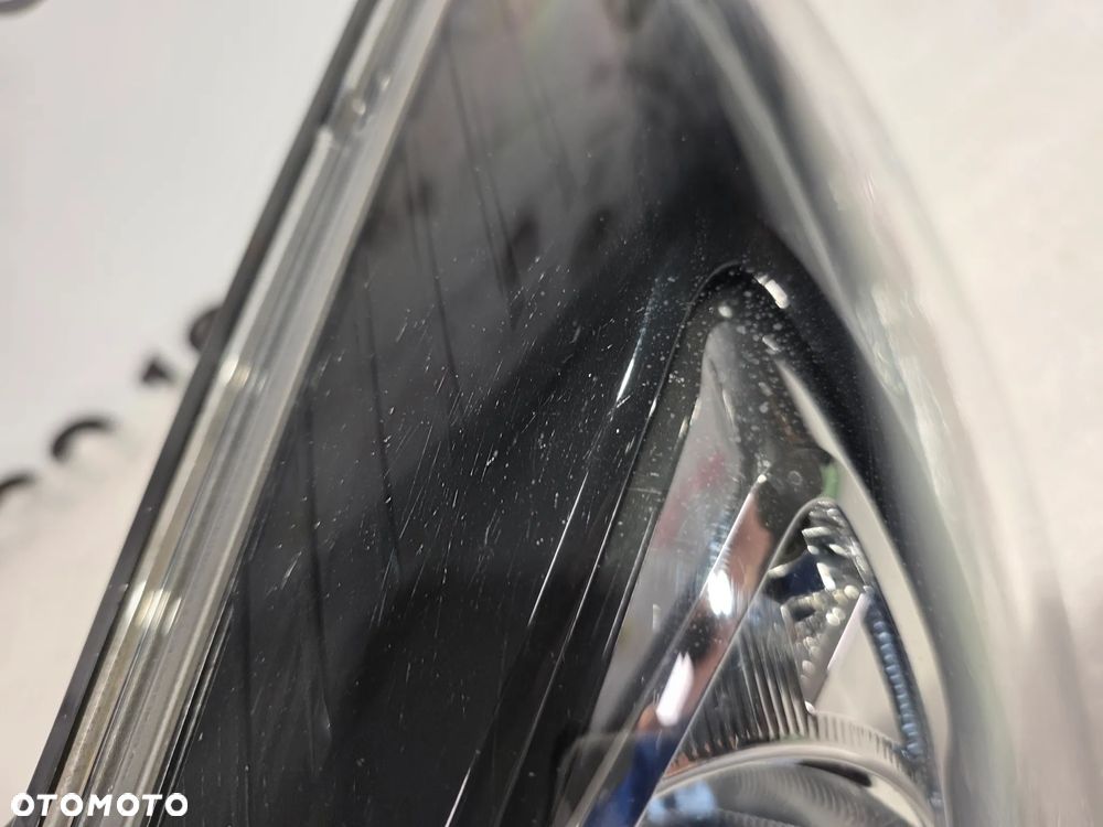 FORD FOCUS MK3 10- KOMPLET LAMP LEWA + PRAWA LAMPA PRZEDNIA PRZÓD CIEMNA ST / TITANIUM , NR BM51-132029-CH / BM51-13W030-CH , NR AUKCJI LPP264 - 27