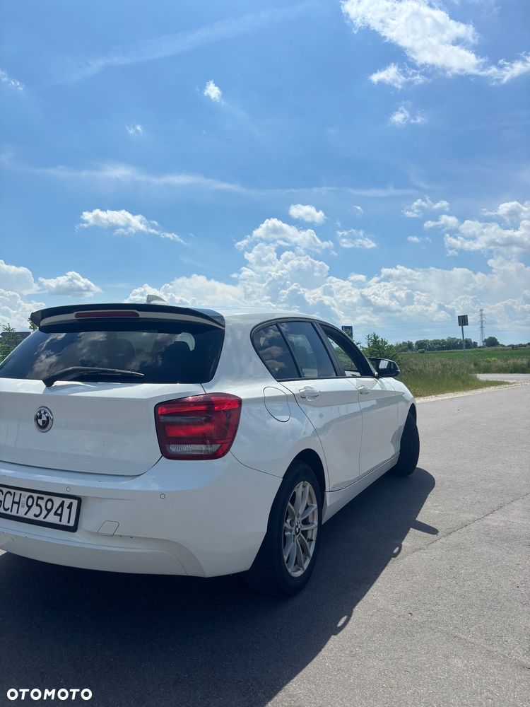 BMW Seria 1 116d - 4