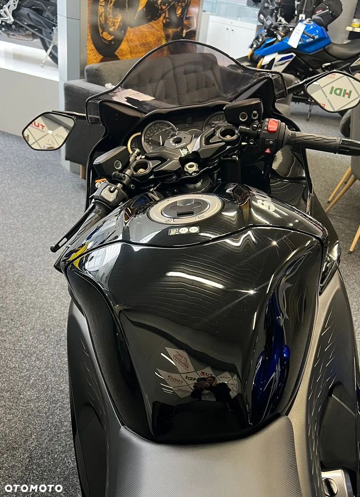 Suzuki Hayabusa - 10