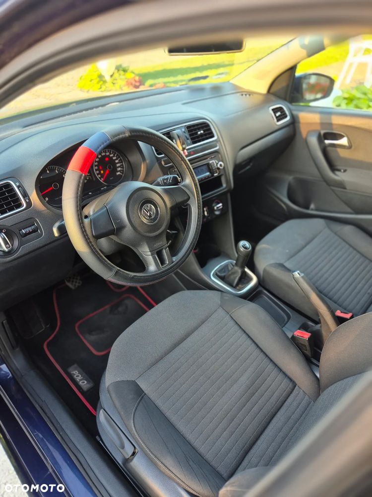 Volkswagen Polo 1.4 16V Comfortline - 13
