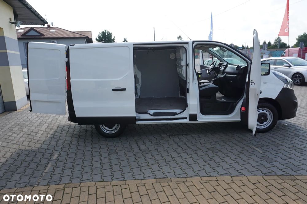 Opel Vivaro - 15