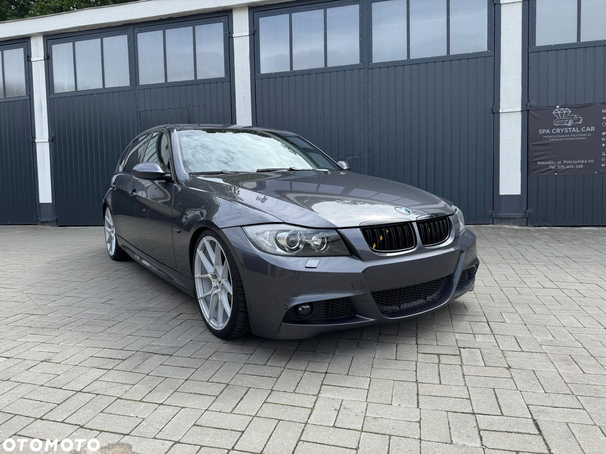 BMW Seria 3 325i - 1