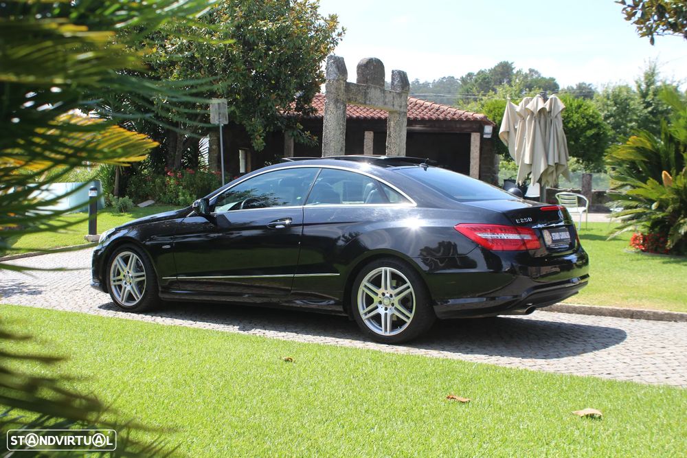 Mercedes-Benz E 250 CGi Avantgarde BlueEfficiency Auto - 4
