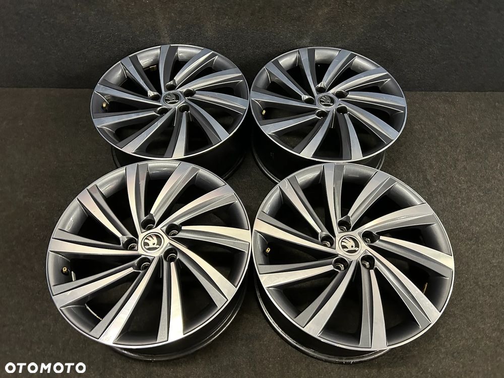 Alufelgi Skoda Octavia IV, III, VW Golf 7, 8, Toutan, Sportsvan 18 cali 5x112 4szt. Ładne! - 4