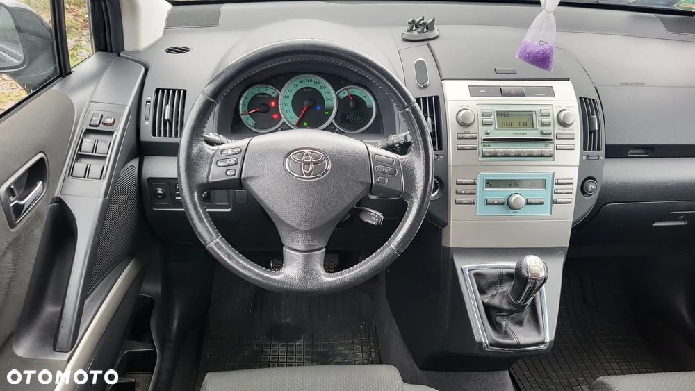 Toyota Corolla Verso 1.8 Sol + 7os - 7