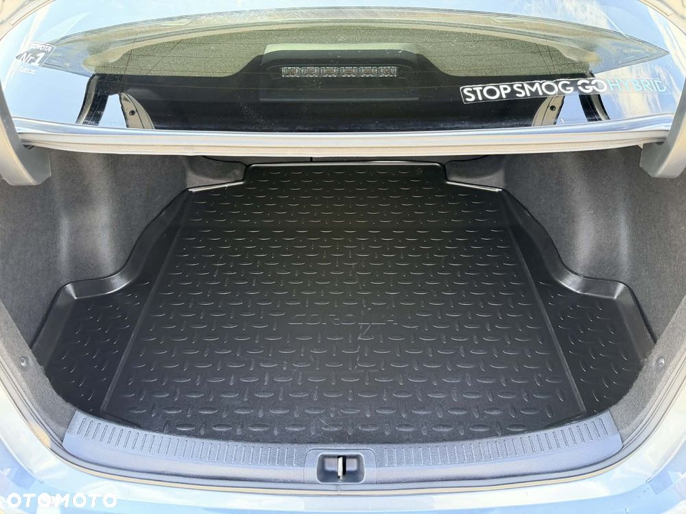 Toyota Corolla 1.8 Hybrid Selection - 27