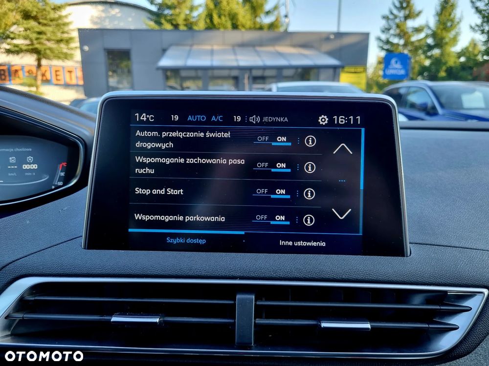 Peugeot 3008 1.5 BlueHDi Allure S&S - 25