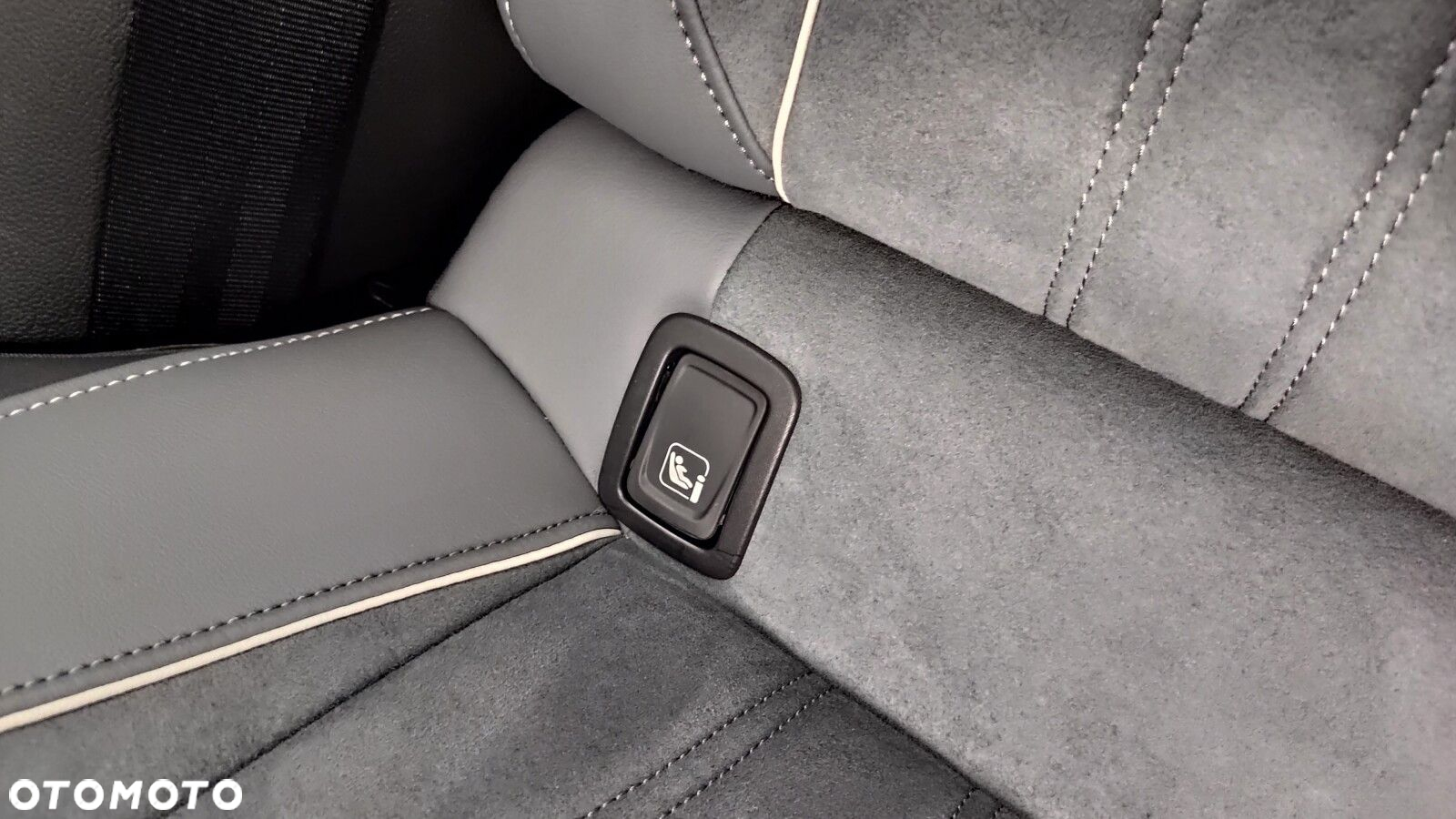 Volkswagen Passat 1.5 TSI eHybrid PHEV Business DSG - 37