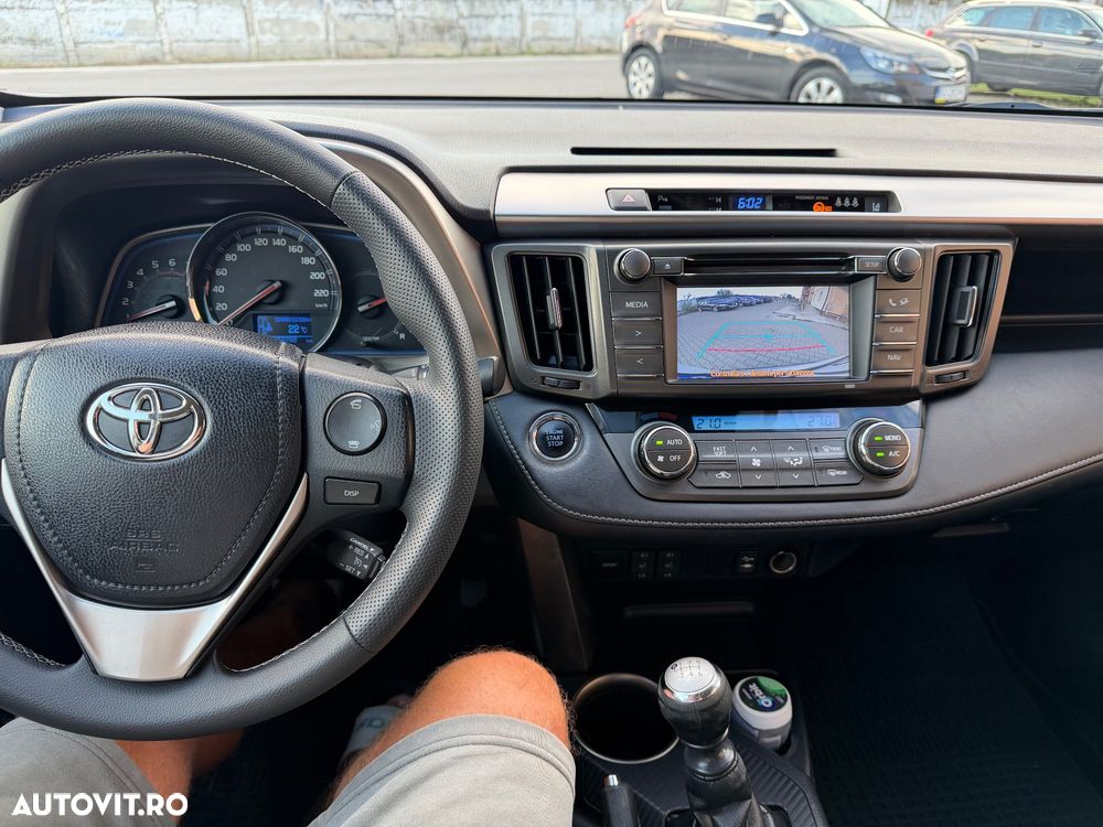 Toyota RAV4 2.0 D-4D 4x4 Edition S - 6