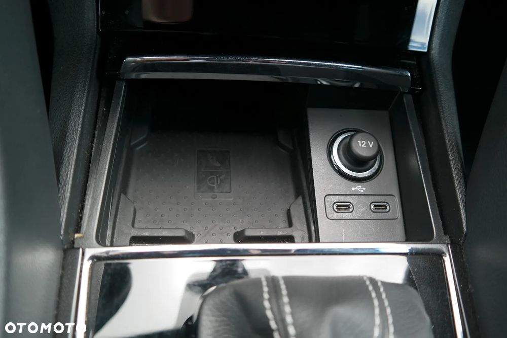 Skoda Karoq 1.5 TSI ACT 4x2 Sportline DSG - 37