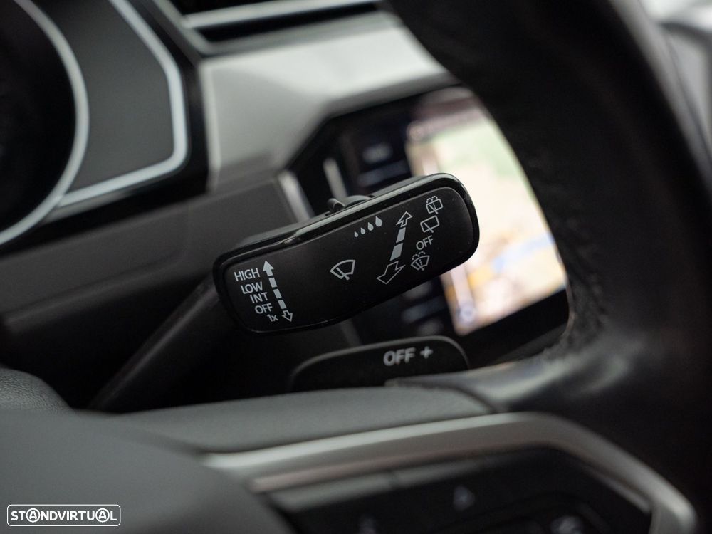 VW Passat Variant 2.0 TDI Business DSG - 22