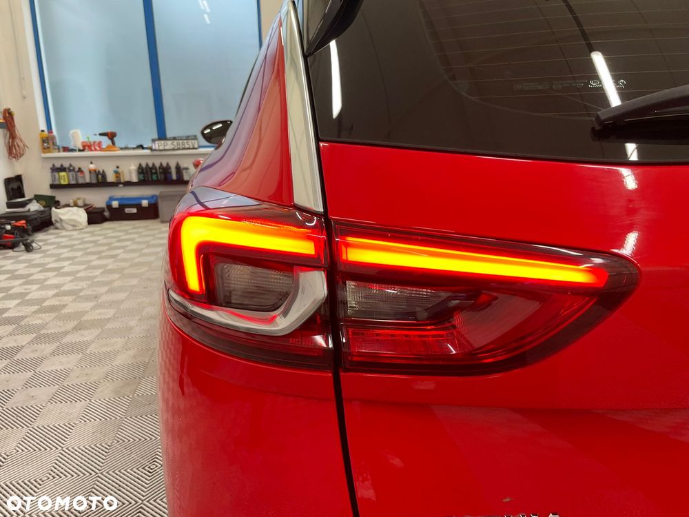 Opel Insignia - 12