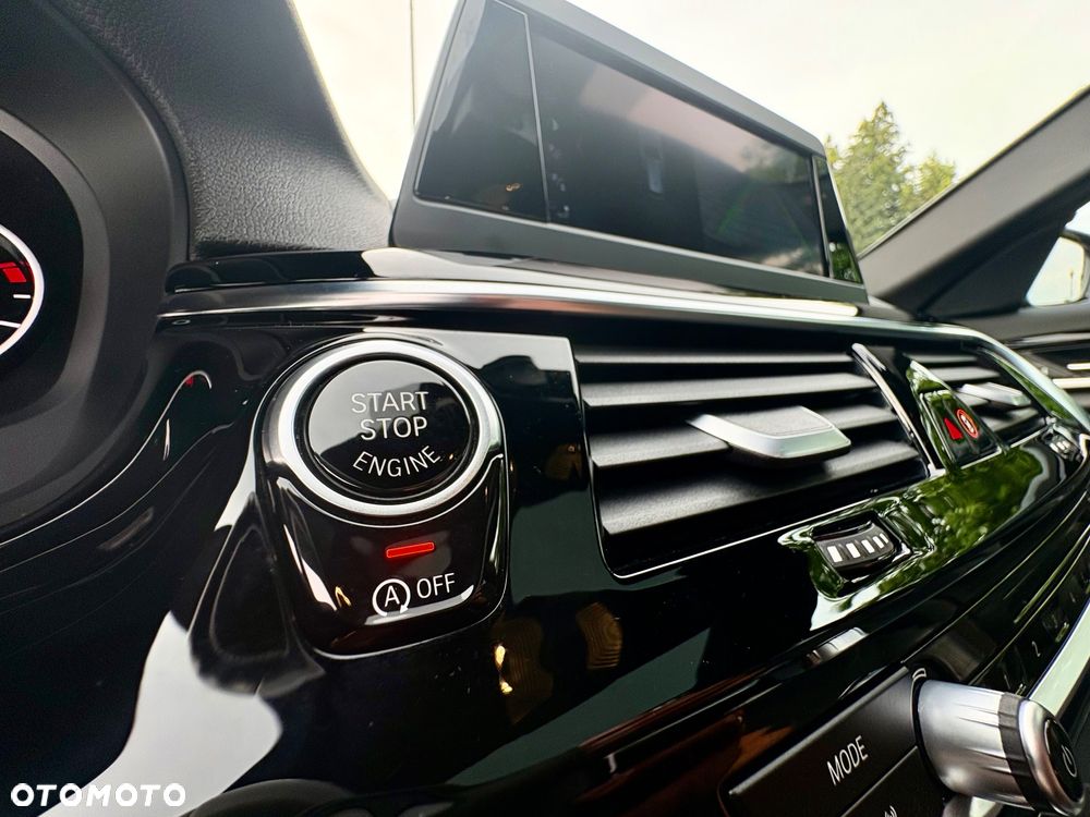 BMW Seria 5 520d xDrive Luxury Line sport - 21