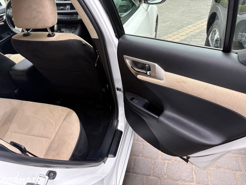 Lexus CT 200h Elegance - 15