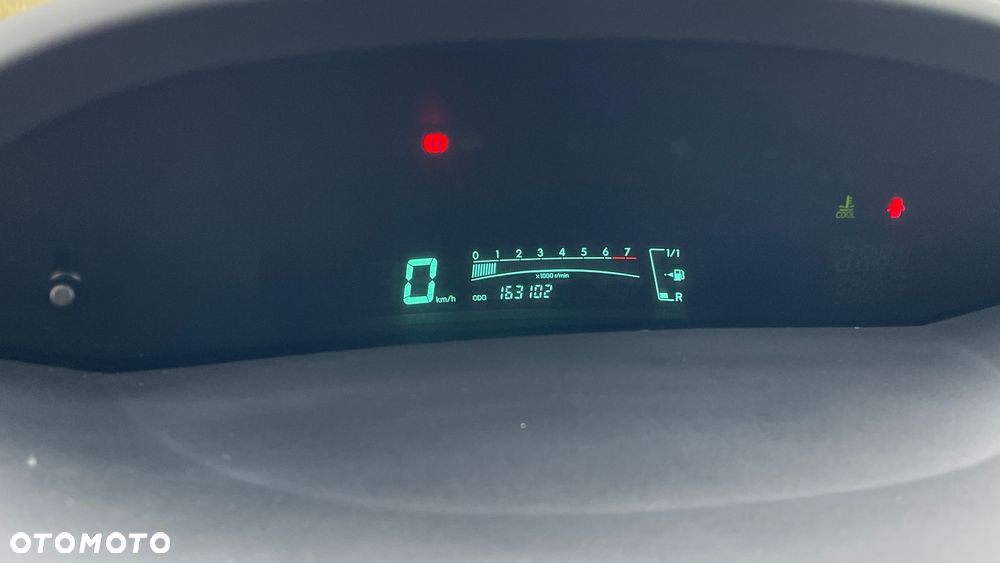 Toyota Yaris - 33