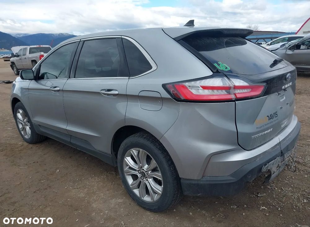 Ford Edge - 5