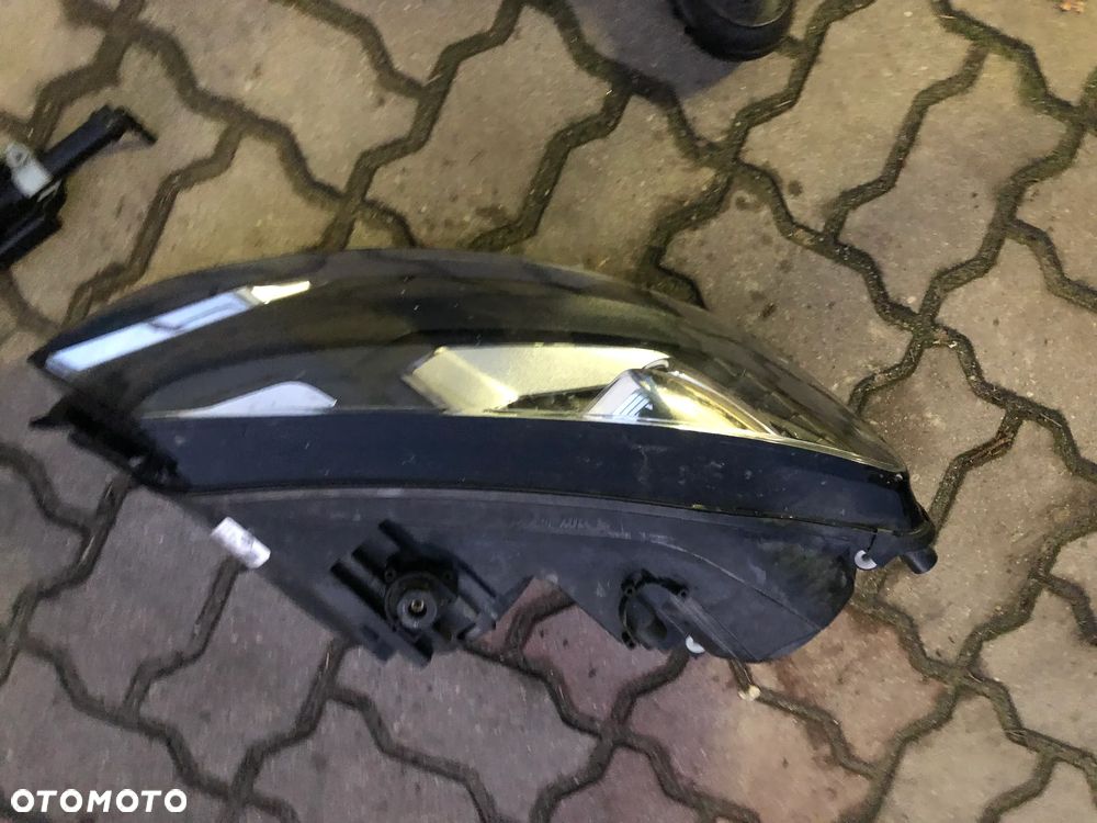 BI XENON SKRETNY LED PRAWY LAMPA VW SHARAN 2 II 7N EUROPA 7N1941034D - 3