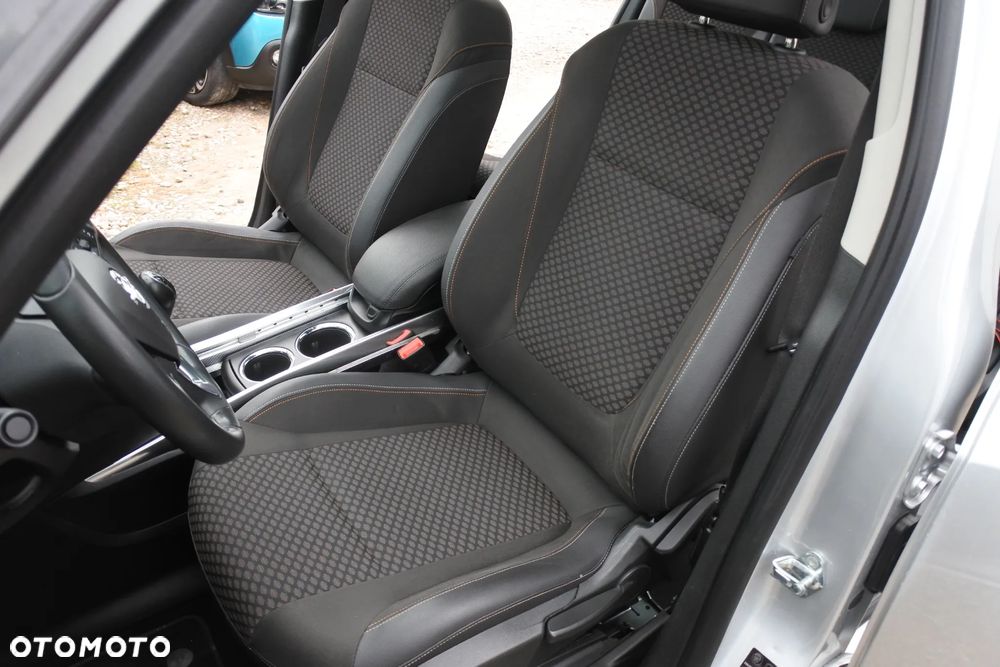 Opel Zafira 1.4 Turbo (ecoFLEX) Start/Stop Business Innovation - 10