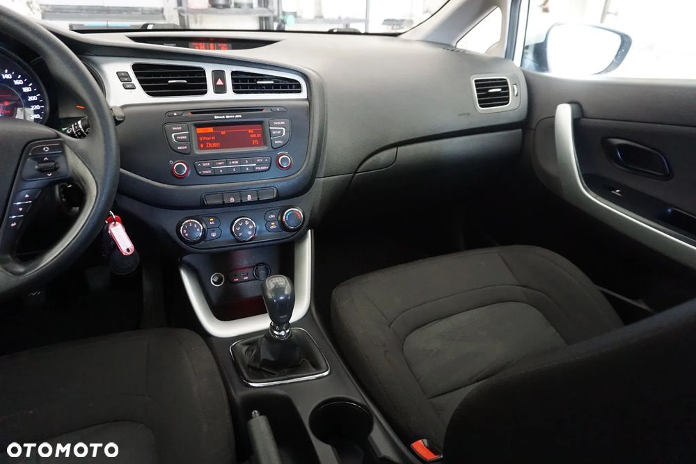 Kia Ceed 1.4 Business Line - 17