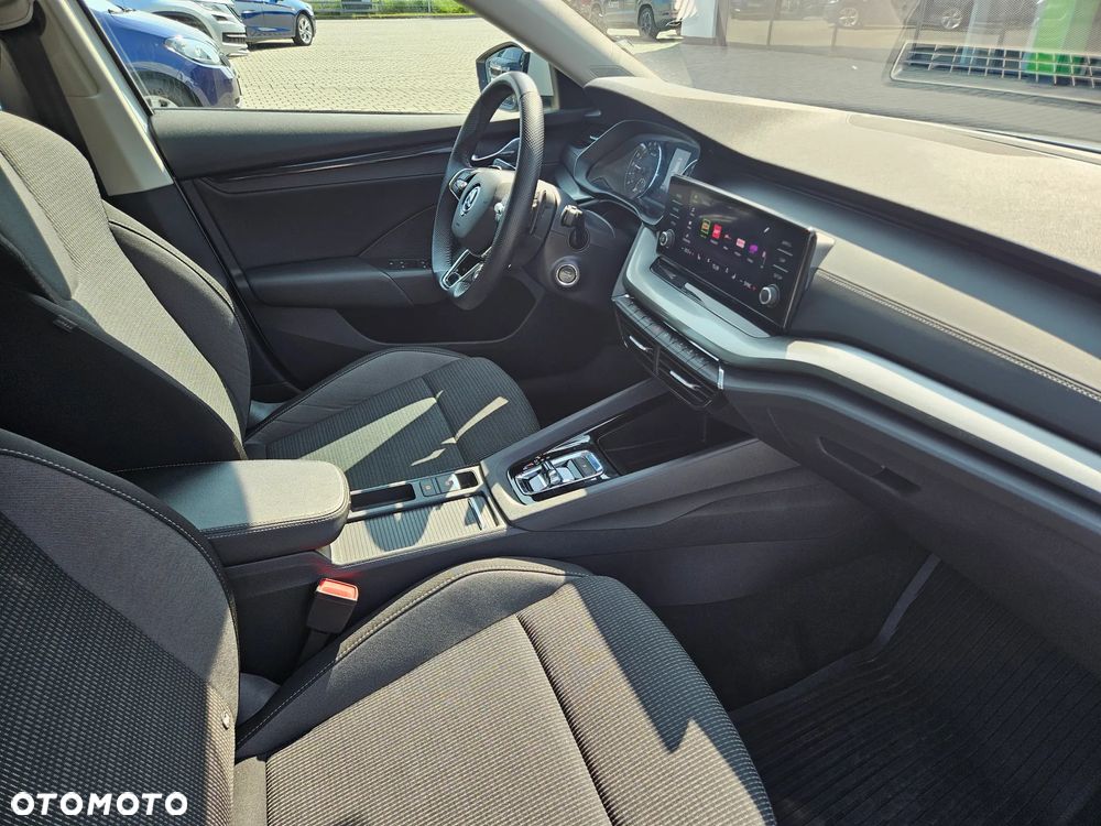 Skoda Octavia 2.0 TDI Ambition DSG - 11