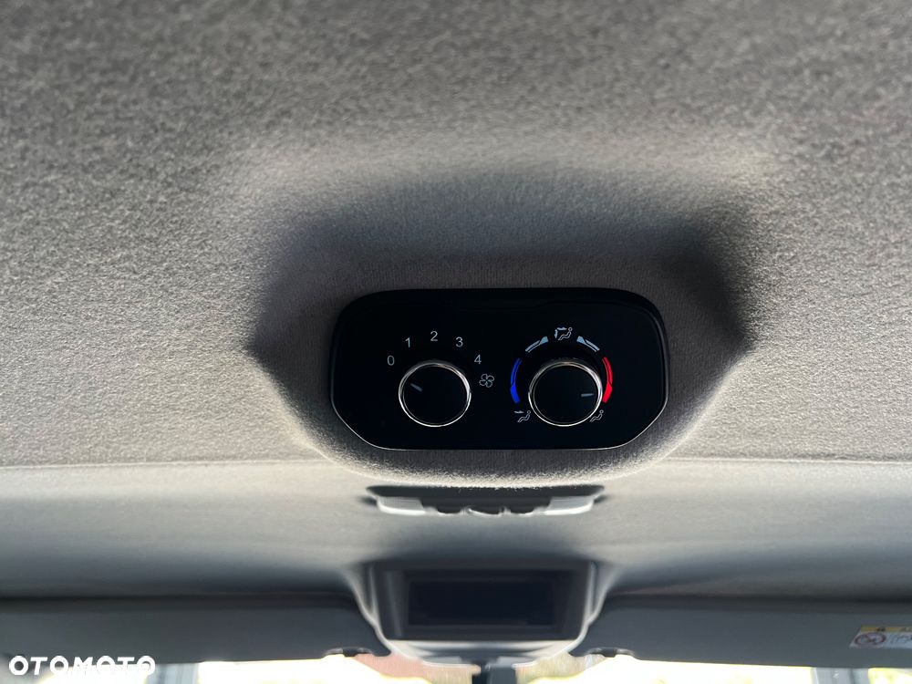 Ford Transit Custom Kombi-Van 320 L2H1 Trend - 38