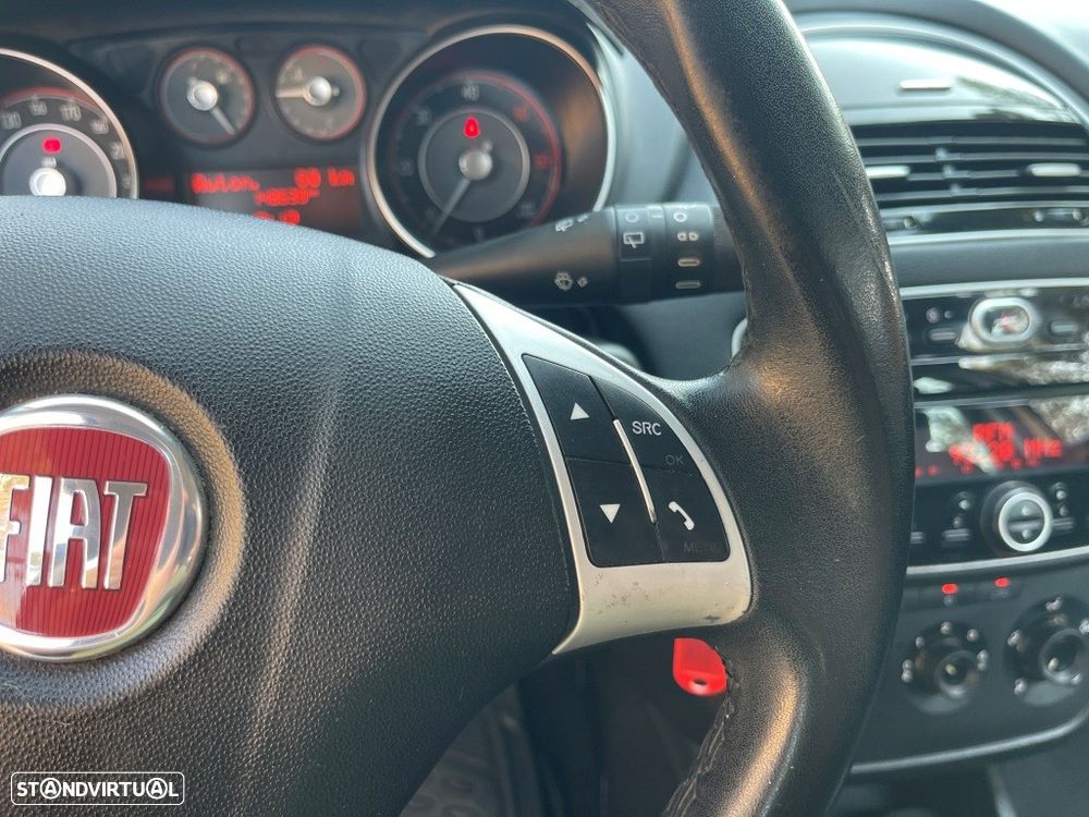 Fiat Punto 1.3 M-Jet Lounge S&S - 28