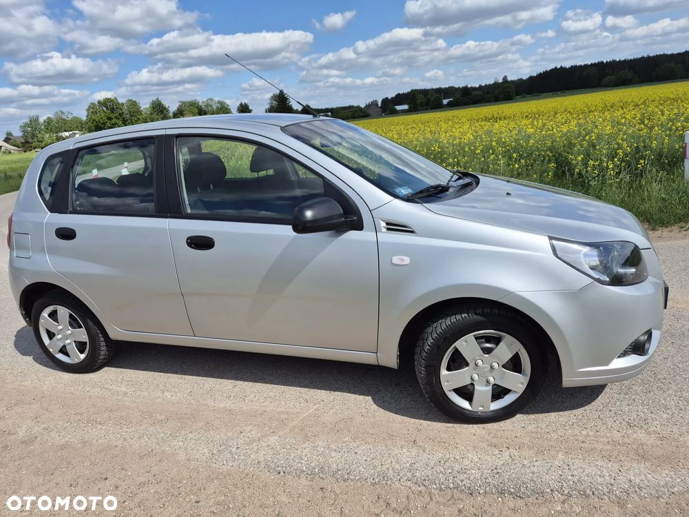 Chevrolet Aveo 1.2 16V Base - 1