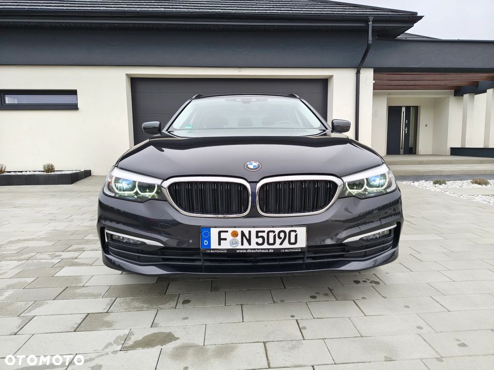 BMW Seria 5 520d - 5