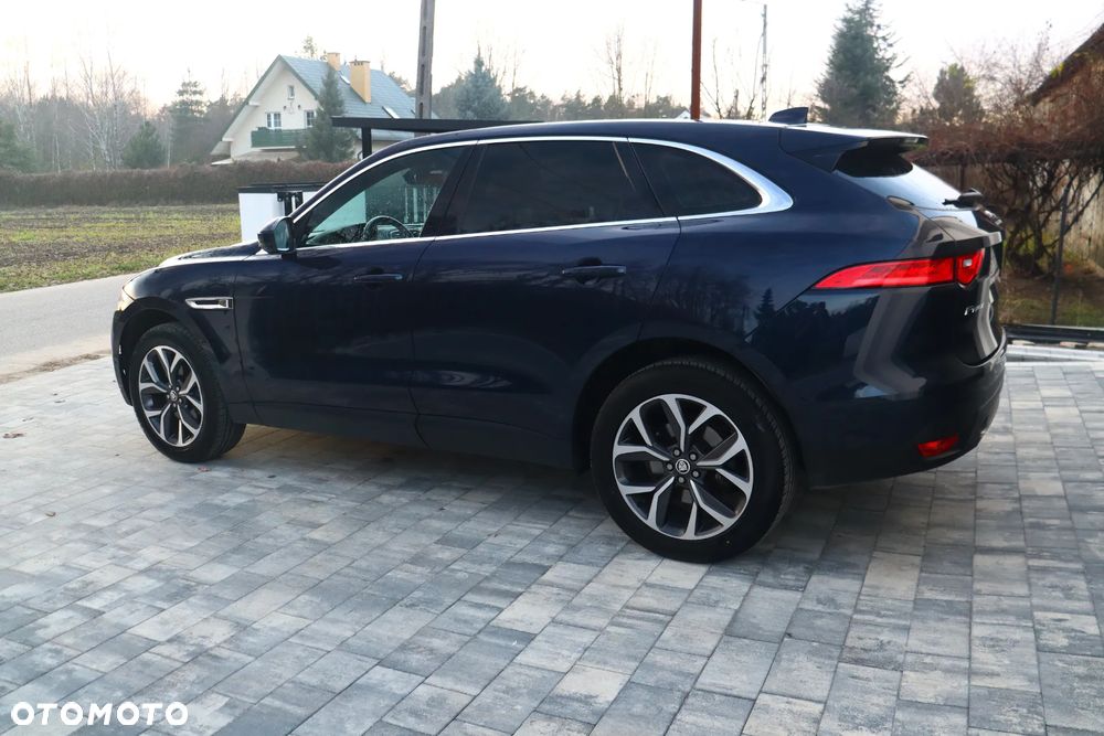 Jaguar F-Pace P250 AWD - 4