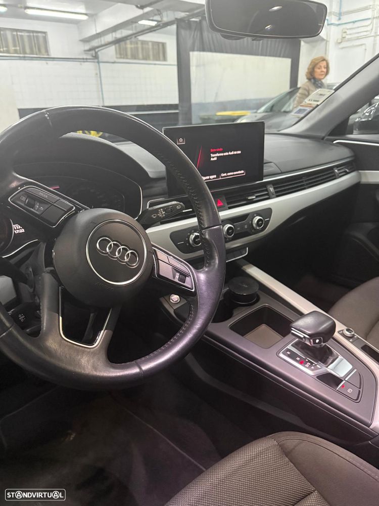 Audi A4 Avant 35 TDI S line S tronic - 4