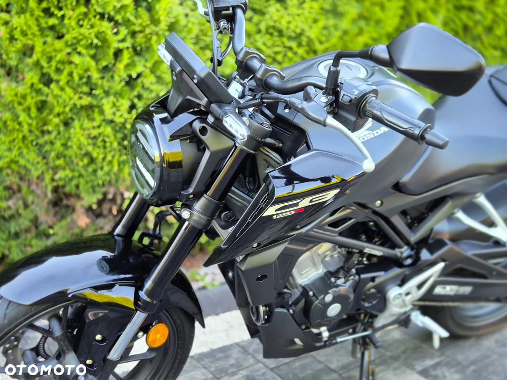 Honda CB - 24